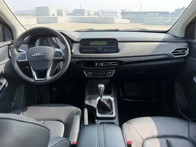 Baodian 2020 2.5T Diesel 4WD Comfort Edition Standard Wheelbase JX4D25A6L — миниатюра 7