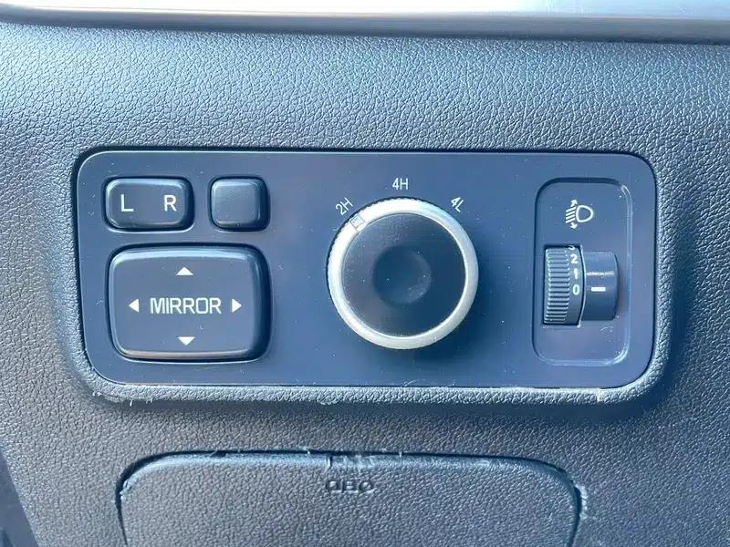 Yuhu 7 2022 2.0T Manual Diesel 4WD Premium Long Wheelbase — миниатюра 15