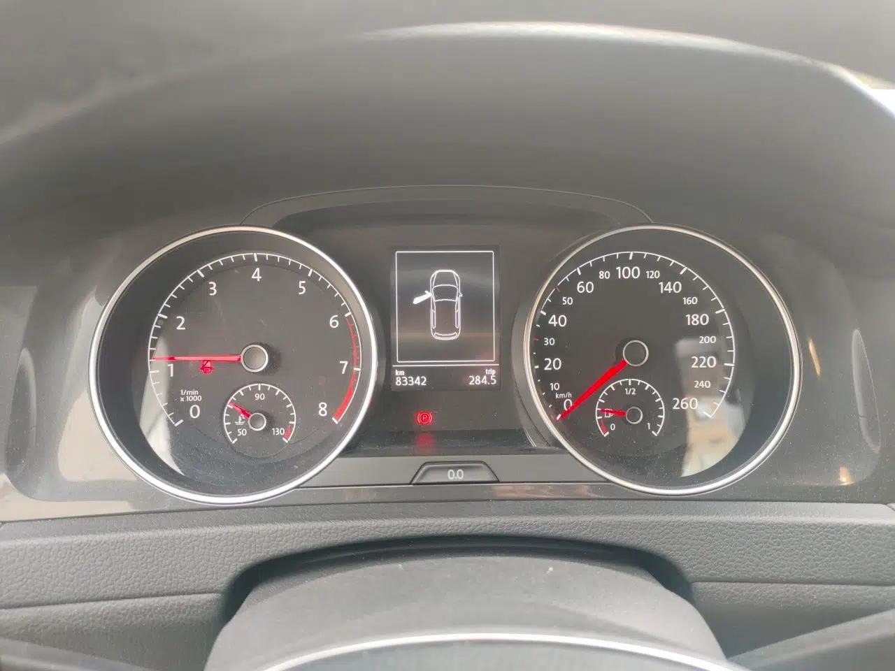 Volkswagen Golf 2018 180TSI Automatic Comfort Model — миниатюра 11