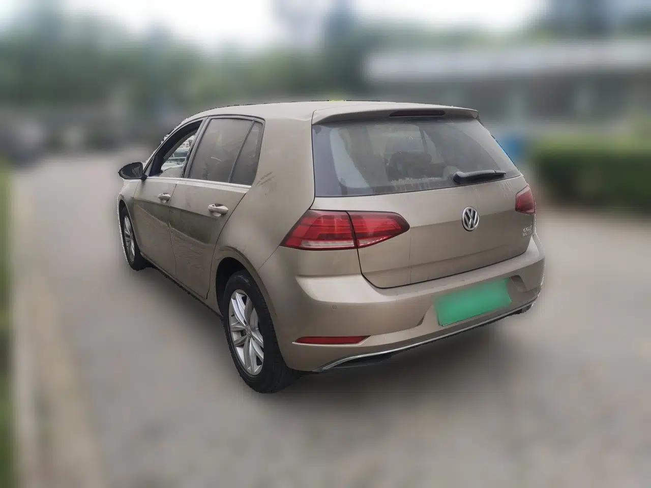 Volkswagen Golf 2018 180TSI Automatic Comfort Model — миниатюра 4