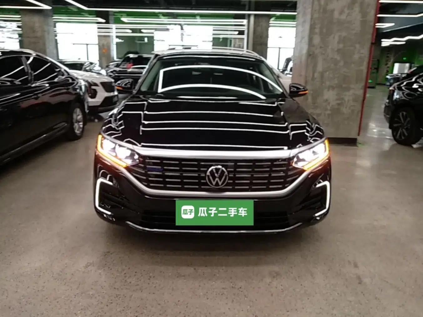 Volkswagen Passat New Energy 2022 430 PHEV Hybrid Business Edition — миниатюра 2