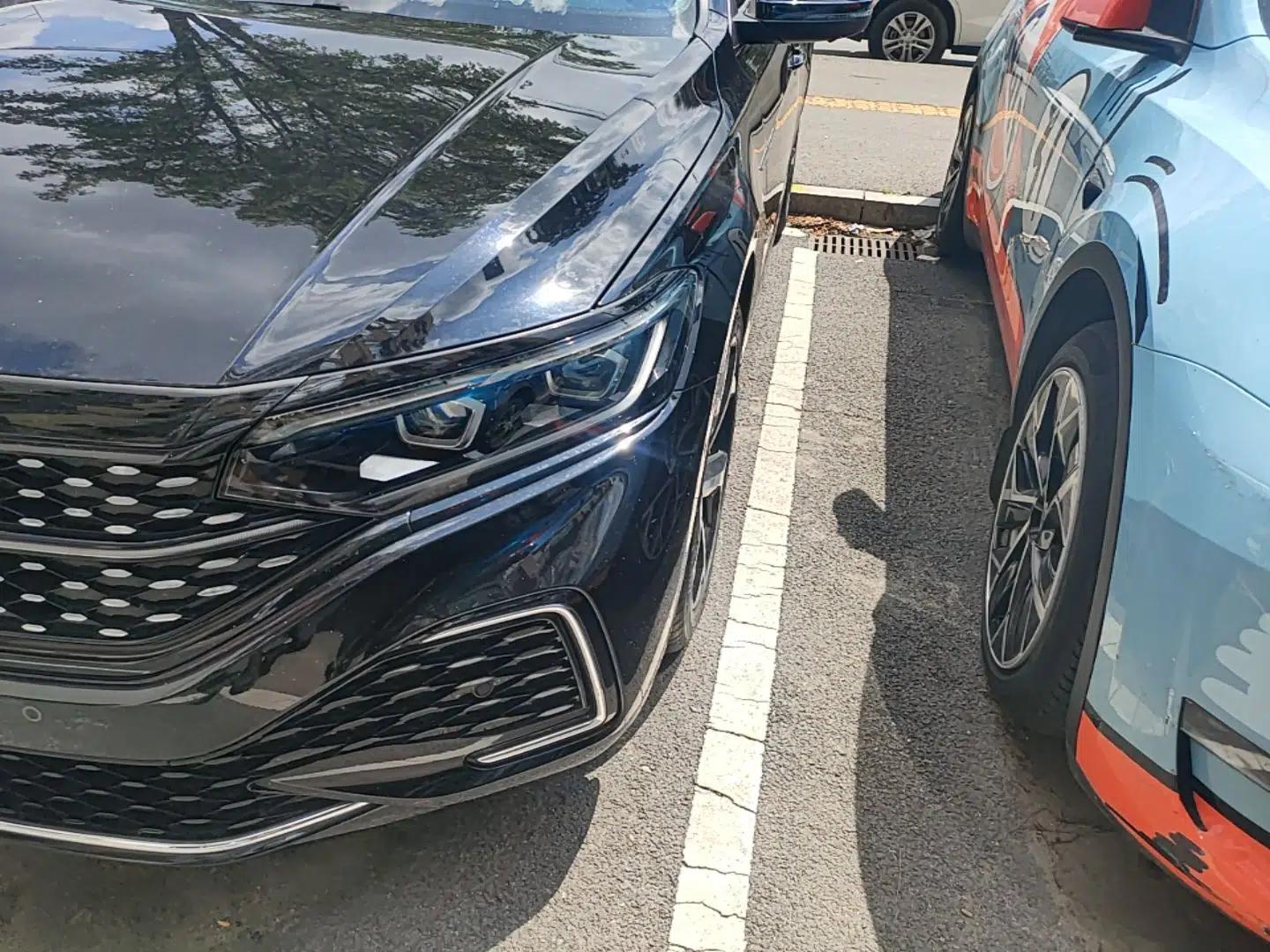 Volkswagen Passat 2023 Restyled 330TSI Starry Luxury Edition — миниатюра 8