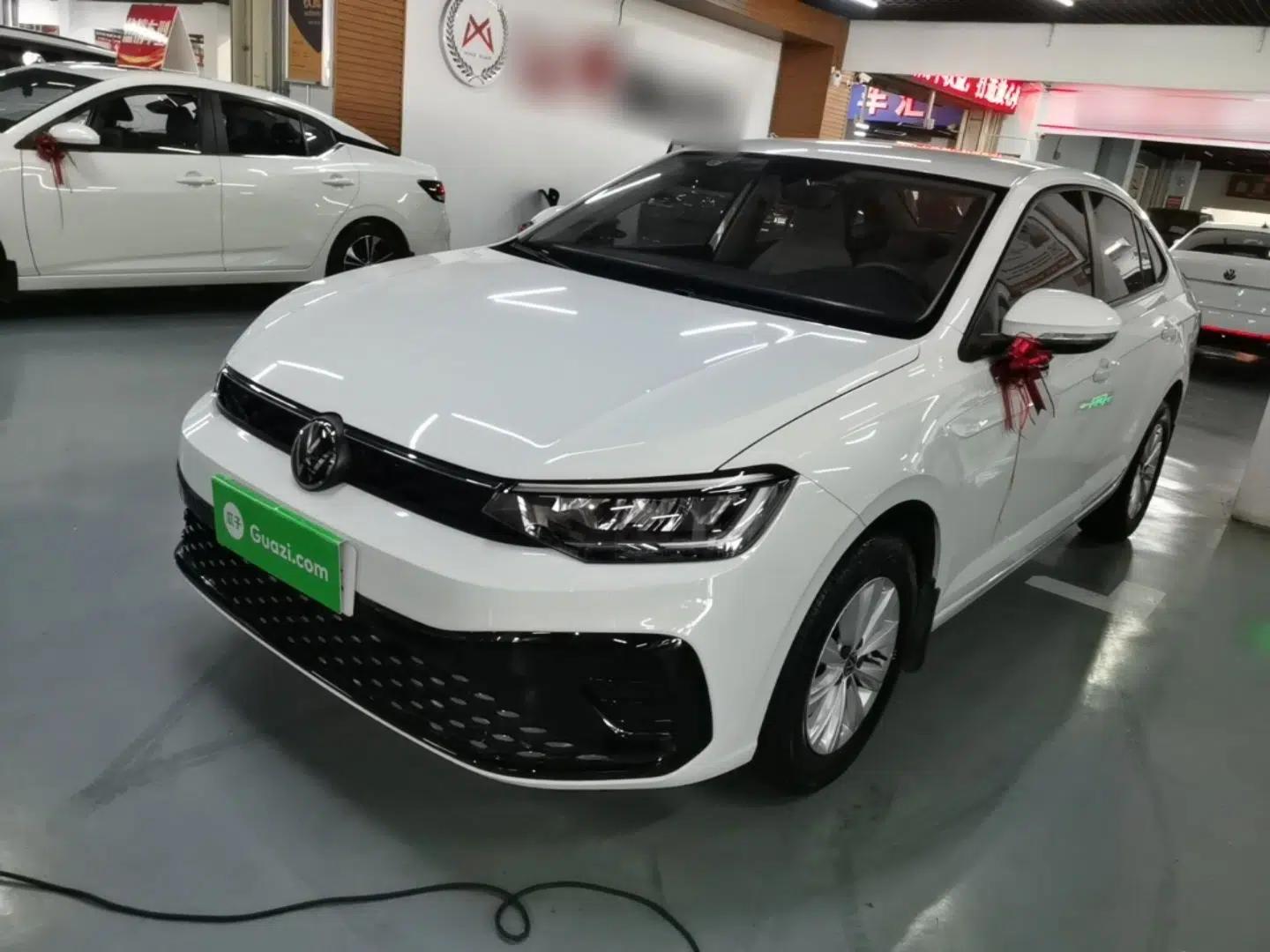Volkswagen Lavida 2025 New Sharp 1.5L Outstanding New Edition — миниатюра 1