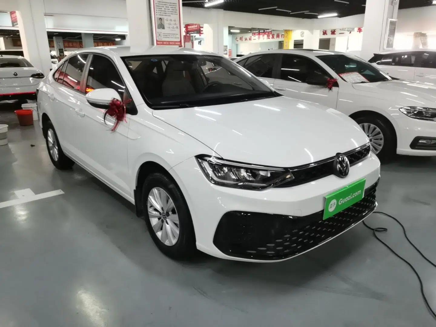 Volkswagen Lavida 2025 New Sharp 1.5L Outstanding New Edition — миниатюра 3