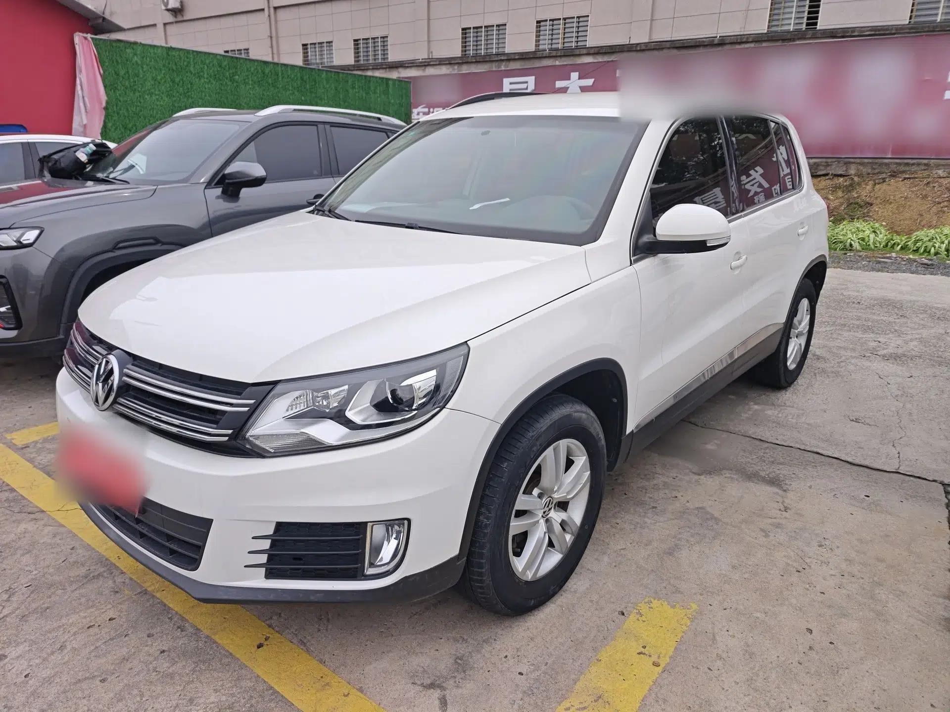 Volkswagen Tiguan 2016 300TSI Automatic Two-Wheel Drive Trend Edition — миниатюра 1
