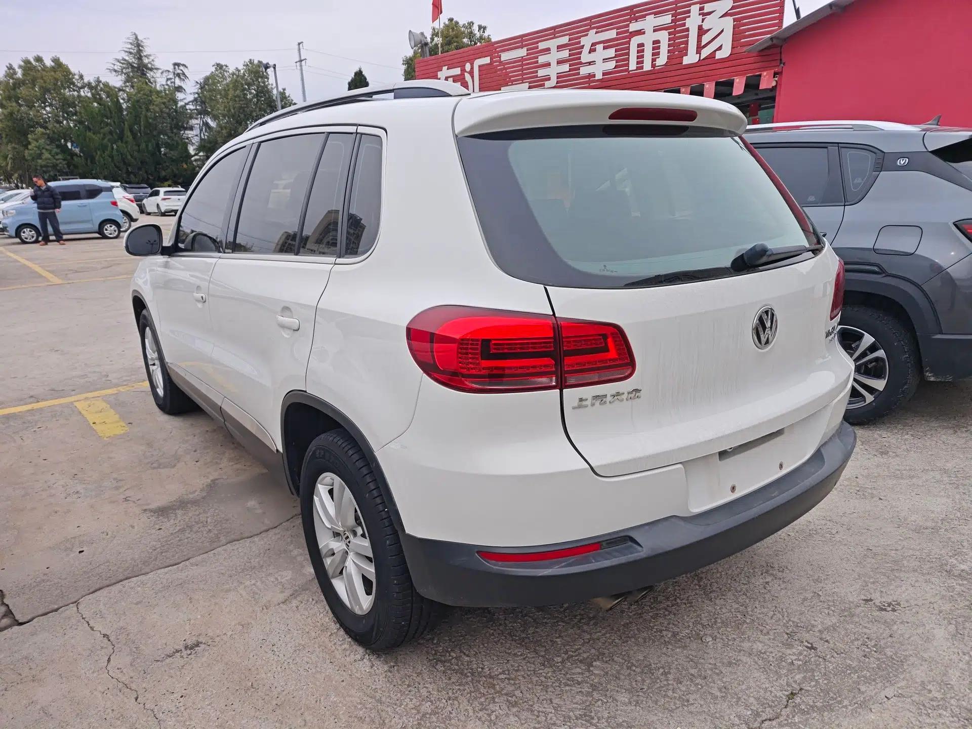 Volkswagen Tiguan 2016 300TSI Automatic Two-Wheel Drive Trend Edition — миниатюра 4