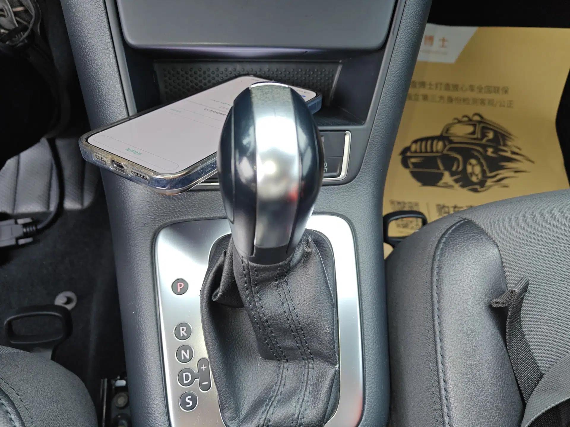 Volkswagen Tiguan 2015 1.8TSI Automatic Two-Wheel Drive Trend Edition — миниатюра 21