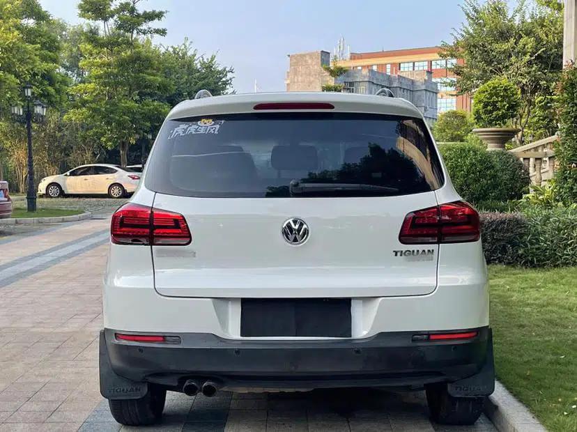 Volkswagen Tiguan 2015 1.8TSI Automatic Two-Wheel Drive Trend Edition — миниатюра 5