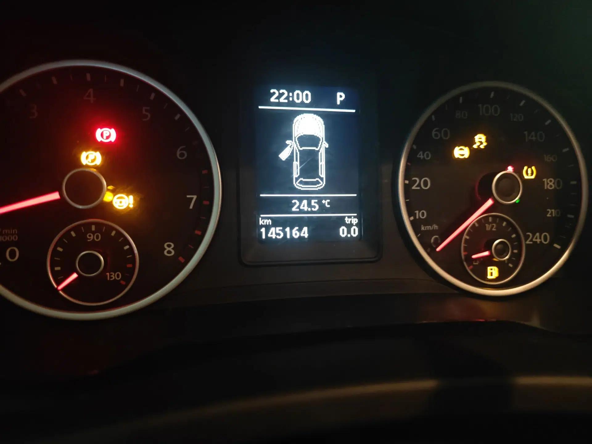 Volkswagen Tiguan 2016 280TSI Automatic Two-Wheel-Drive Silk Road Style Edition — миниатюра 9