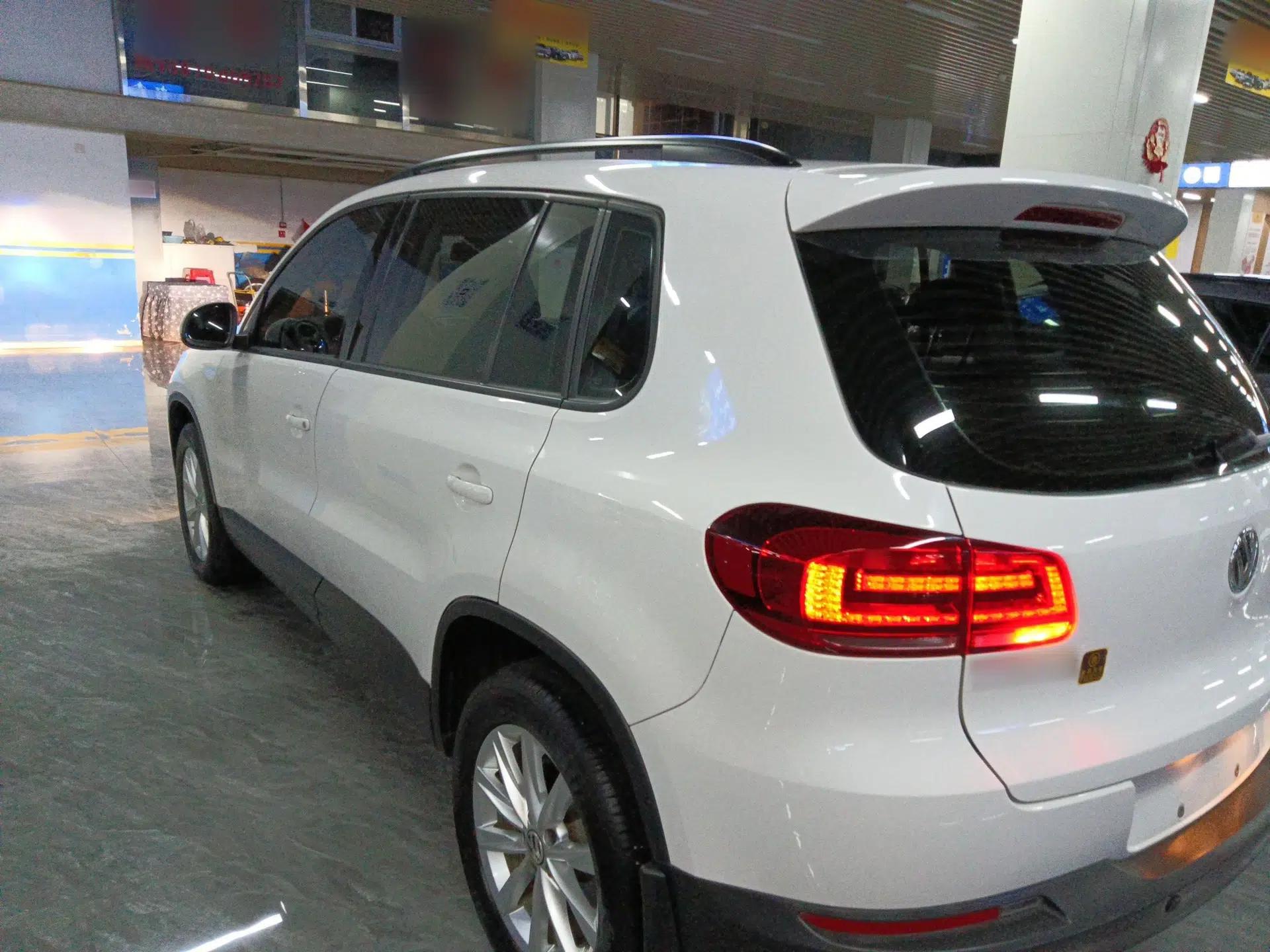 Volkswagen Tiguan 2017 300TSI Automatic Two-Wheel Drive Silk Road Comfort Edition — миниатюра 8