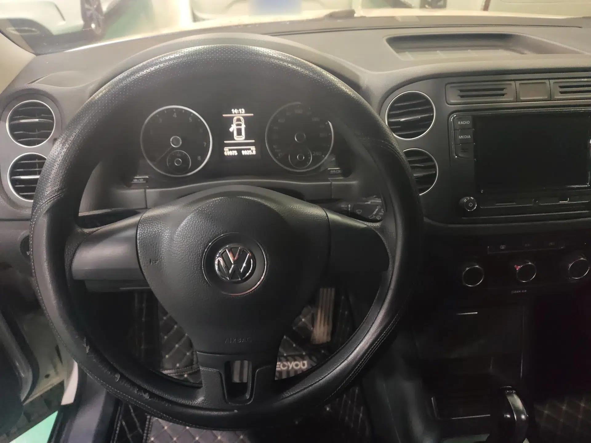 Volkswagen Tiguan 2016 280TSI Automatic Two-Wheel-Drive Silk Road Style Edition — миниатюра 10