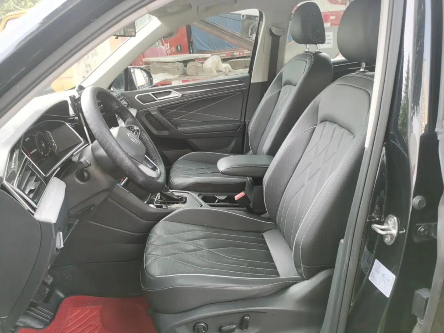 Volkswagen Tiguan L 2022 330TSI Automatic Two-Wheel Drive Smart Edition — миниатюра 22