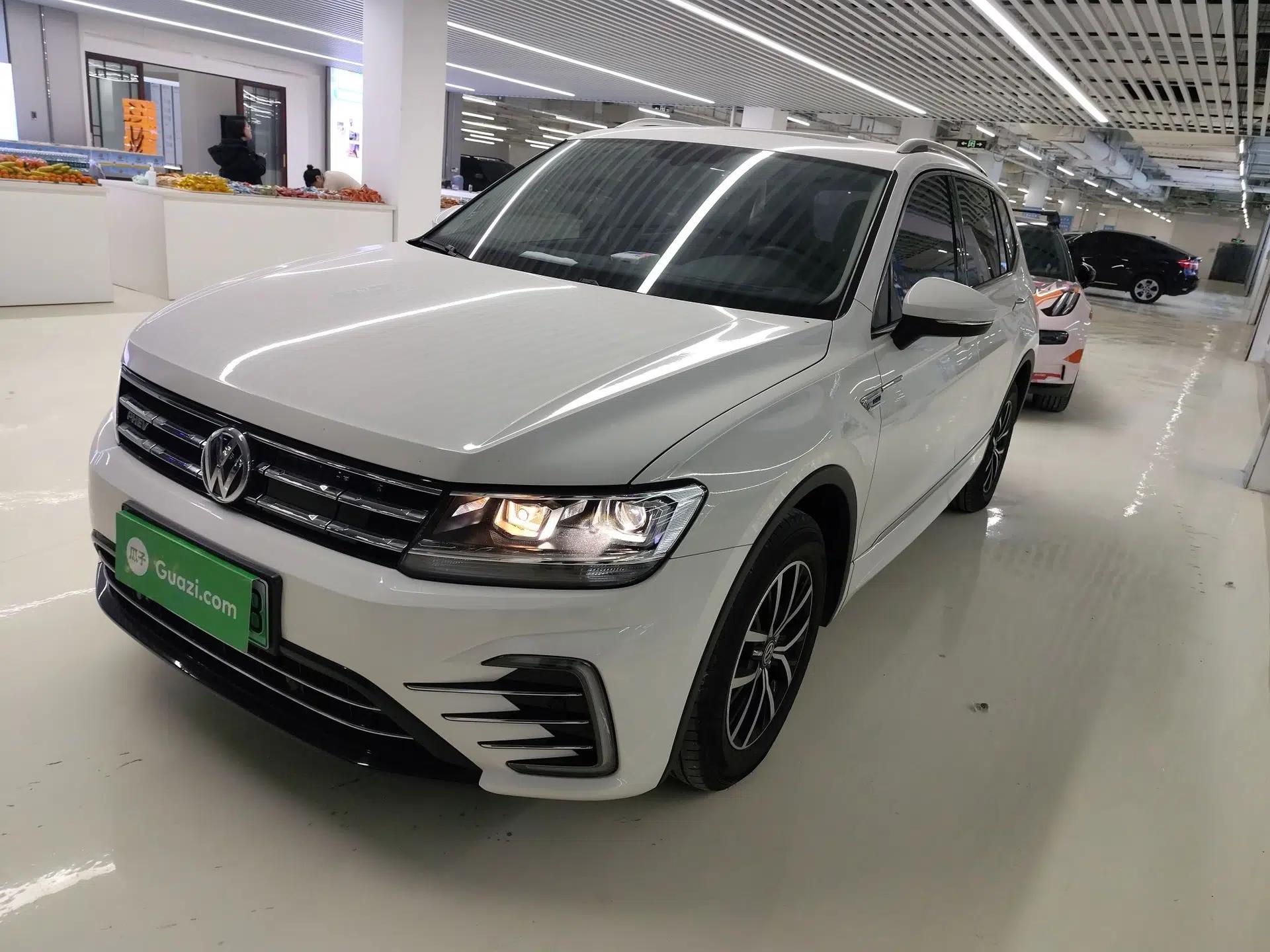 Volkswagen Tiguan L New Energy 2019 430 PHEV Hybrid Luxury Edition — миниатюра 1