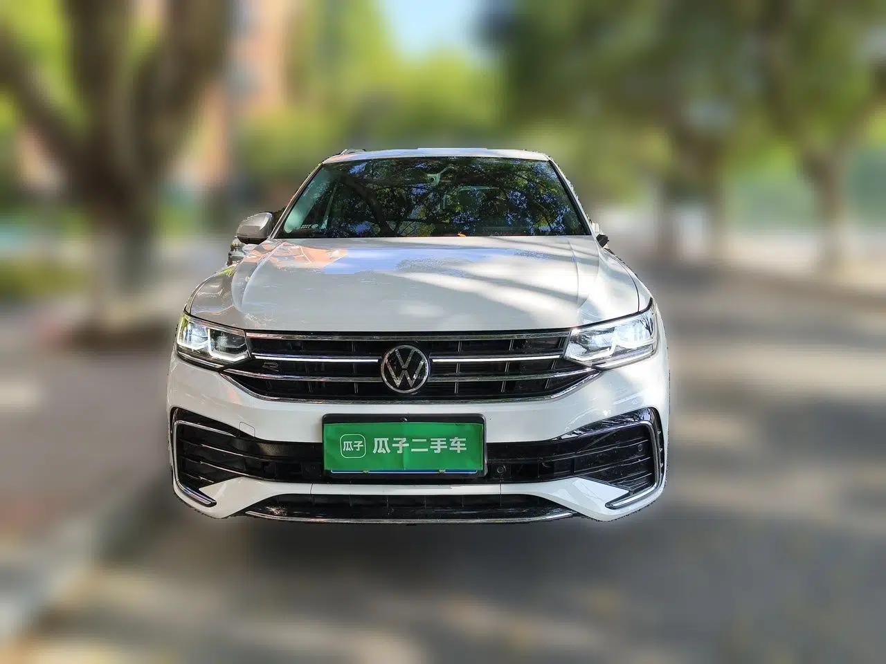 Volkswagen Tiguan L 2023 Restyled 330TSI Automatic Two-Wheel Drive R-Line Flagship Edition — миниатюра 2