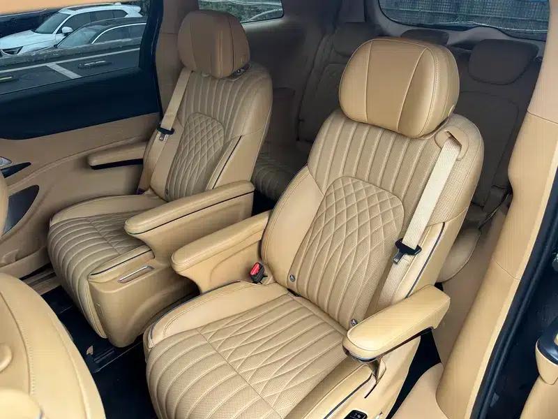 Voyah Dreamer PHEV 2022 Low-Carbon Edition — миниатюра 17