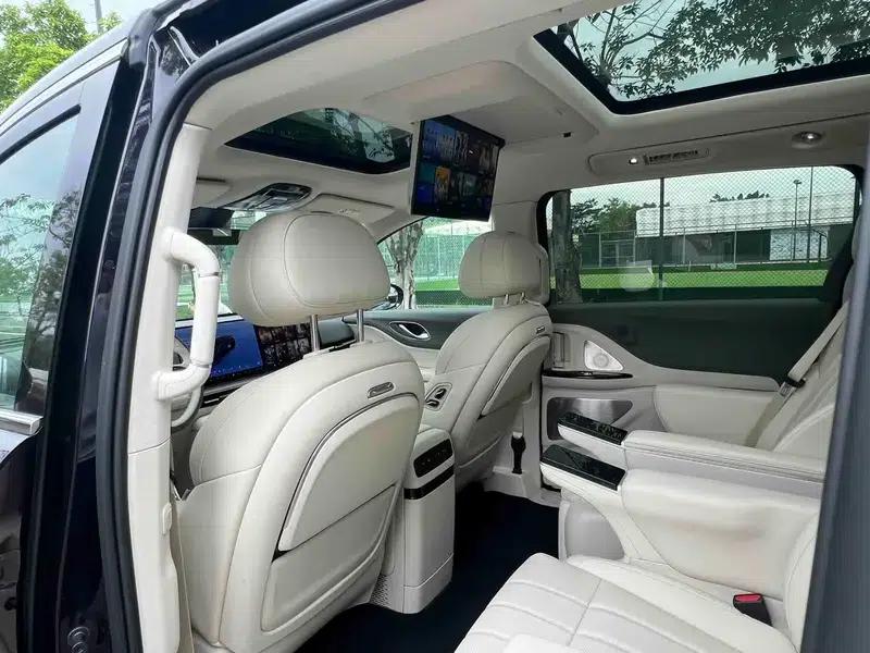 Voyah Dreamer PHEV 2025 AWD Premium Kunpeng Edition — миниатюра 12