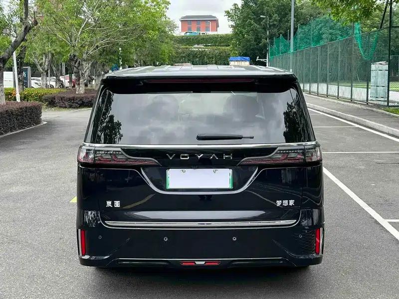 Voyah Dreamer PHEV 2025 AWD Premium Kunpeng Edition — миниатюра 6
