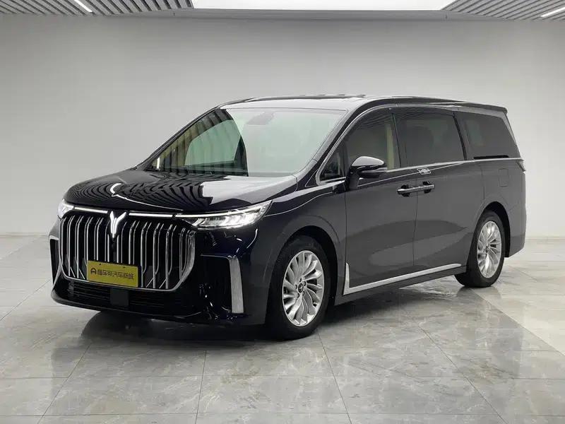 Voyah Dreamer PHEV 2022 Low-Carbon Edition — миниатюра 1