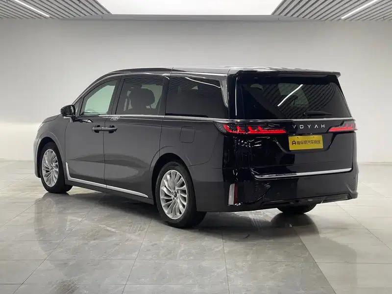 Voyah Dreamer PHEV 2022 Low-Carbon Edition — миниатюра 5