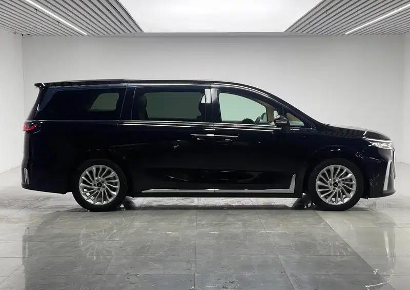 Voyah Dreamer PHEV 2022 Low-Carbon Edition — миниатюра 8