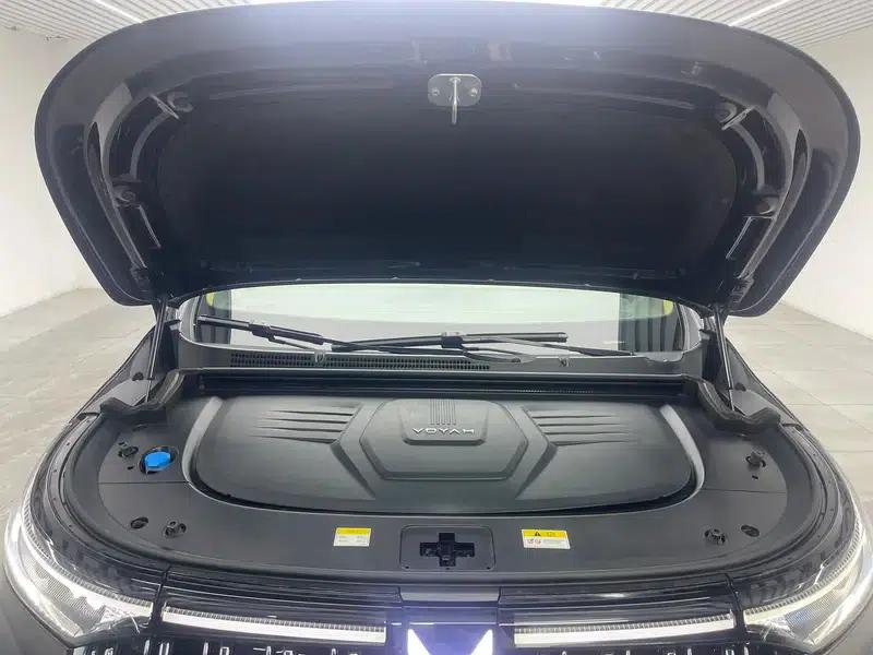 Voyah Dreamer PHEV 2022 Low-Carbon Edition — миниатюра 10