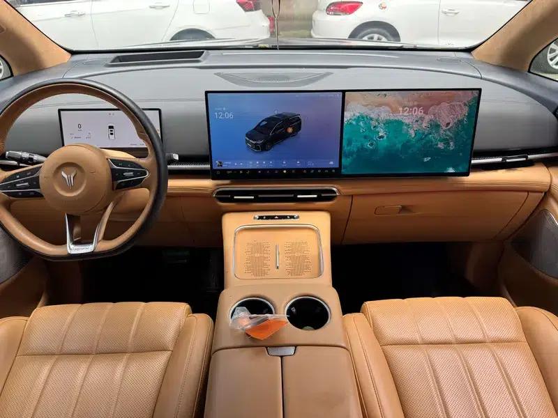 Voyah Dreamer PHEV 2025 AWD Flagship Kunpeng Edition — миниатюра 9
