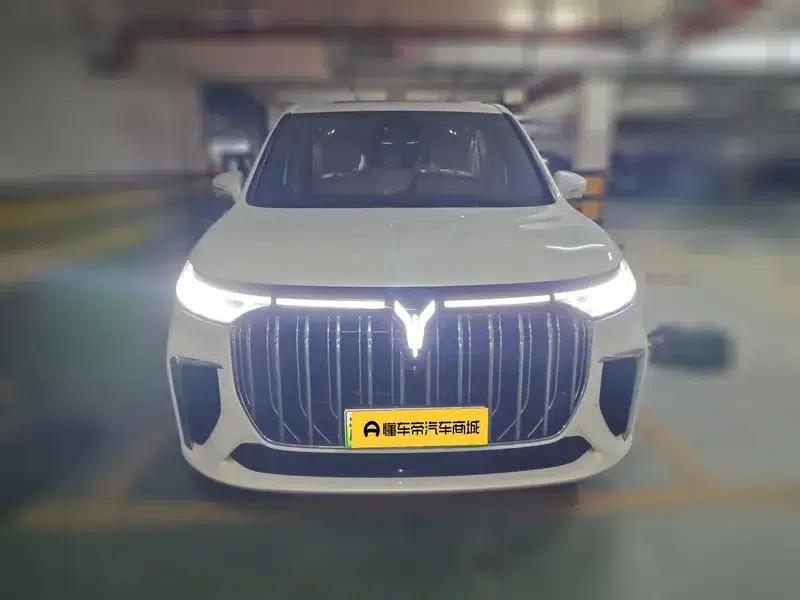 Voyah Dreamer PHEV 2022 Low-Carbon Edition — миниатюра 2