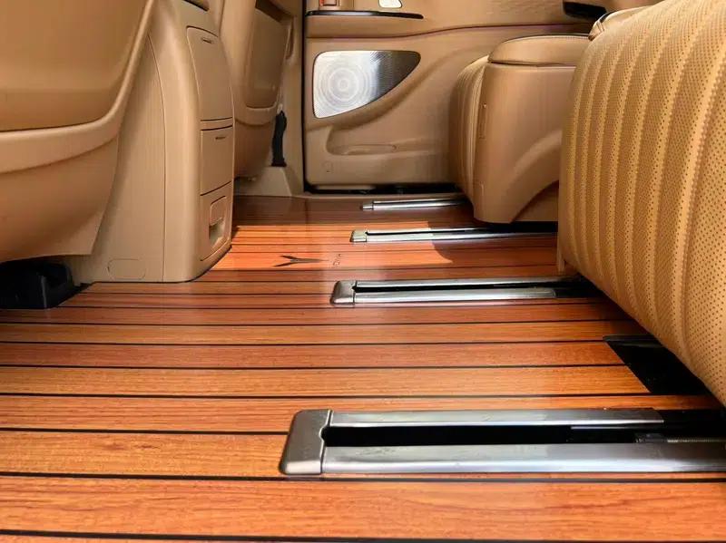 Voyah Dreamer PHEV 2022 Low-Carbon Edition — миниатюра 9