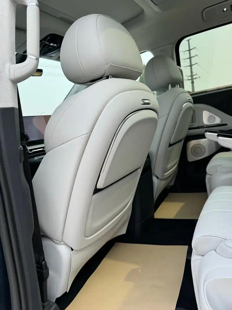 Voyah Dreamer PHEV 2025 AWD Flagship Kunpeng Edition — миниатюра 4
