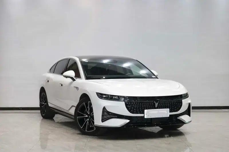 Voyah Chase PHEV 2024 Long Range AWD Flagship Edition — миниатюра 3