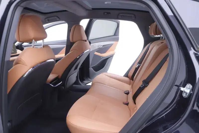 Voyah Chase PHEV 2024 Long Range AWD Flagship Edition — миниатюра 21