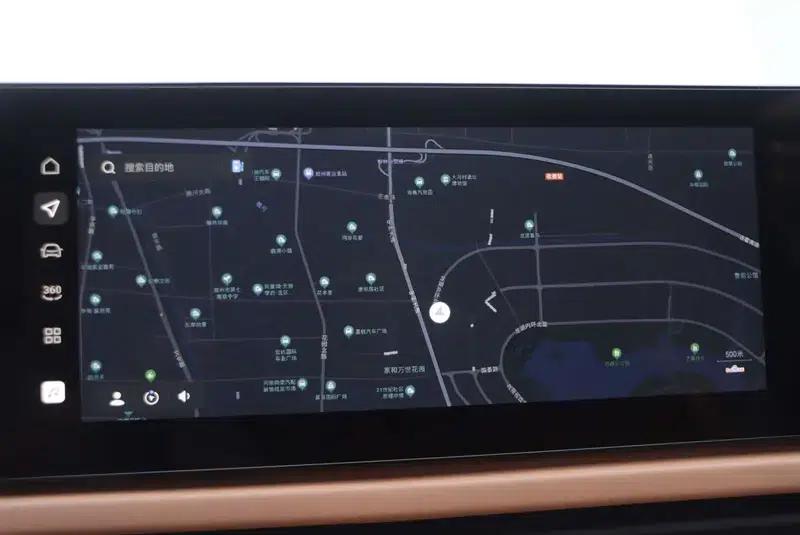 Voyah Chase PHEV 2024 Long Range AWD Flagship Edition — миниатюра 7