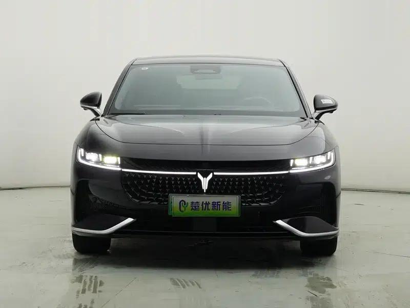 Voyah Chase PHEV 2024 Extended Range AWD Executive Edition — миниатюра 2