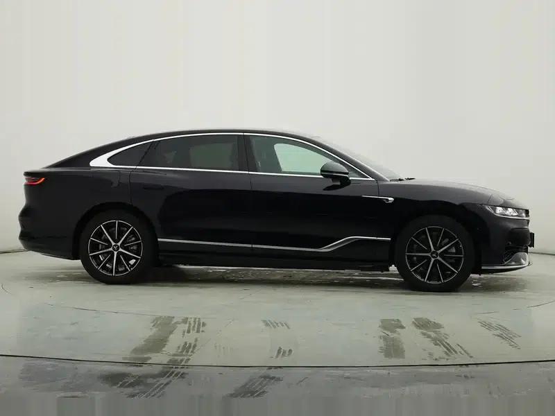 Voyah Chase PHEV 2024 Extended Range AWD Executive Edition — миниатюра 8