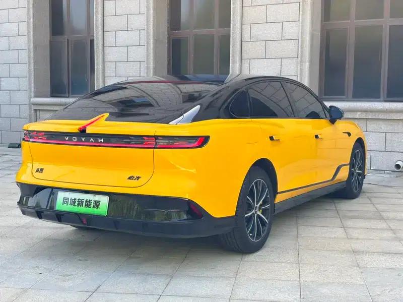 Voyah Chase PHEV 2024 Extended Range AWD Executive Edition — миниатюра 5