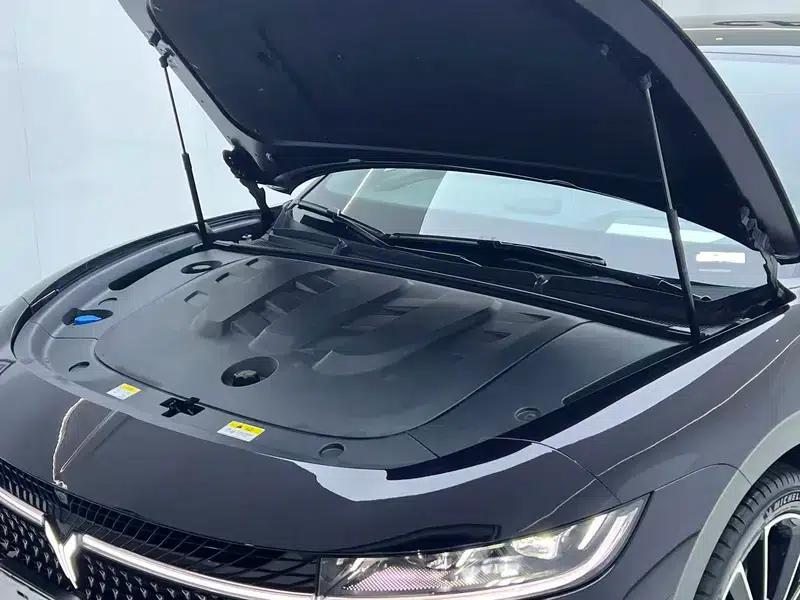 Voyah Chase PHEV 2024 Long Range AWD Flagship Edition — миниатюра 8