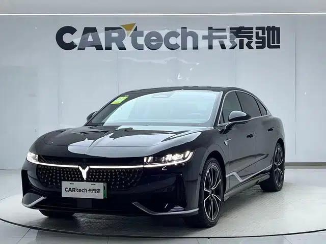 Voyah Chase PHEV 2024 Long Range AWD Flagship Edition
