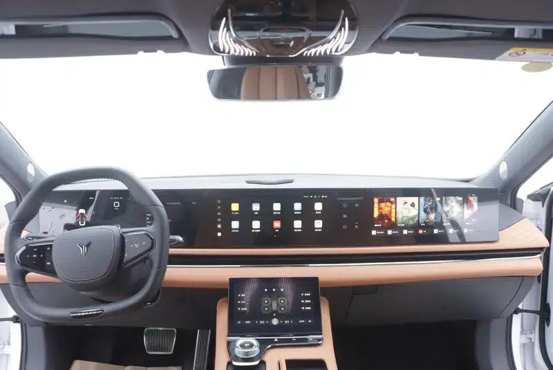 Voyah Chase PHEV 2024 Long Range AWD Flagship Edition — миниатюра 8