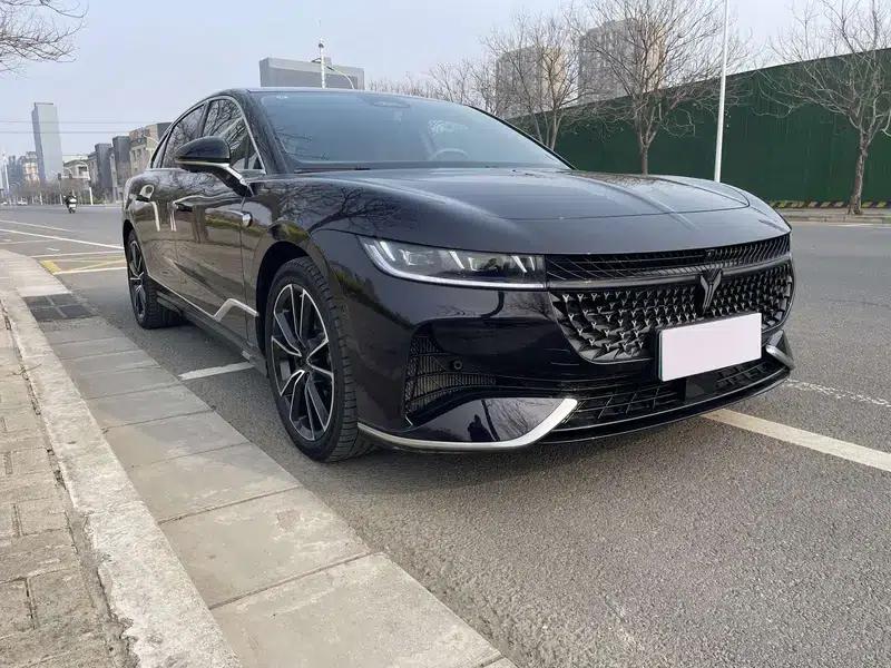 Voyah Chase PHEV 2024 Long Range AWD Flagship Edition — миниатюра 3