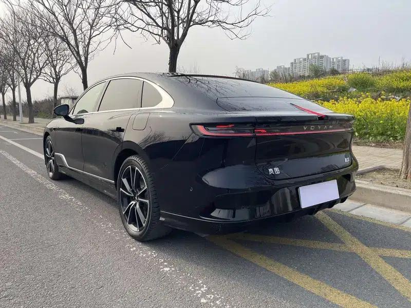 Voyah Chase PHEV 2024 Long Range AWD Flagship Edition — миниатюра 5