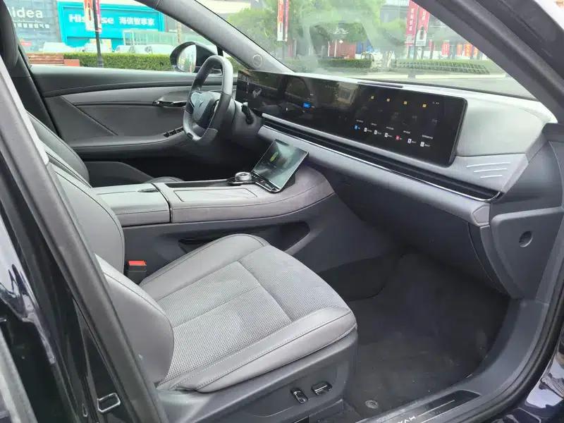 Voyah Chase PHEV 2024 Long Range AWD Flagship Edition — миниатюра 20