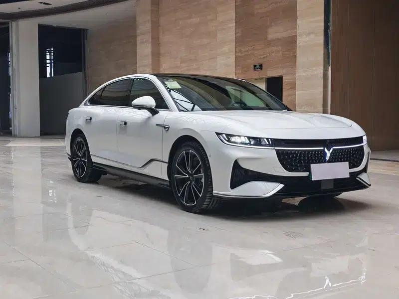 Voyah Chase PHEV 2024 Long Range AWD Flagship Edition — миниатюра 3