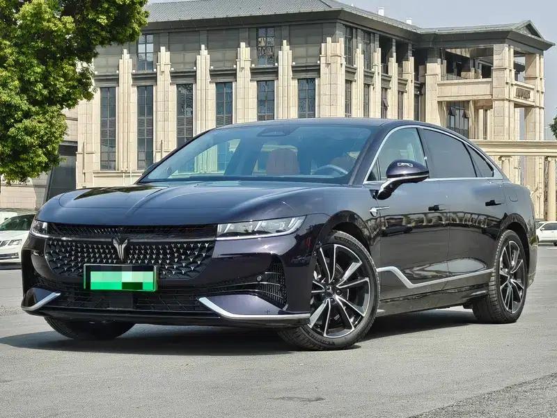 Voyah Chase PHEV 2024 Long Range AWD Flagship Edition — миниатюра 1