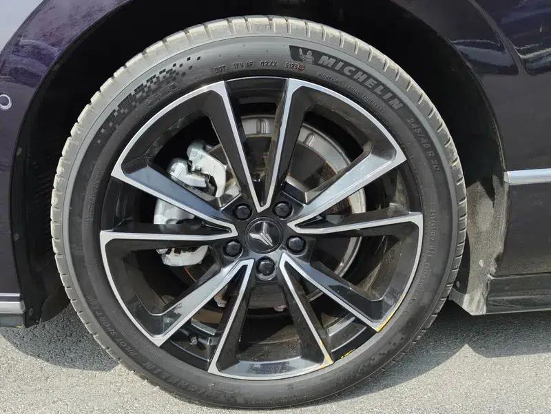Voyah Chase PHEV 2024 Long Range AWD Flagship Edition — миниатюра 10