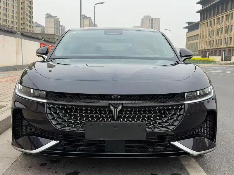 Voyah Chase PHEV 2024 Long Range AWD Flagship Edition — миниатюра 2