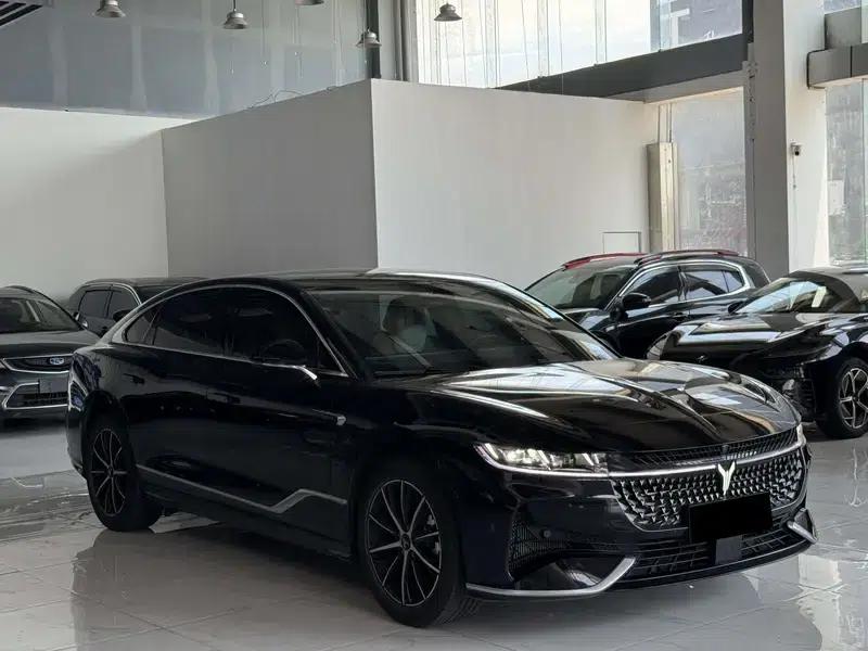 Voyah Chase PHEV 2024 Extended Range AWD Executive Edition — миниатюра 3