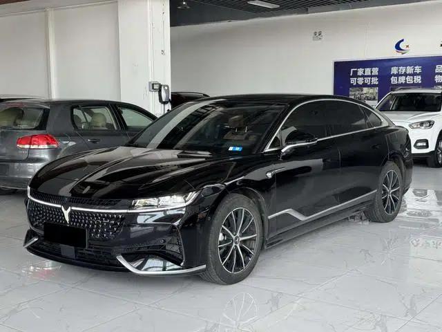 Voyah Chase PHEV 2024 Extended Range AWD Executive Edition