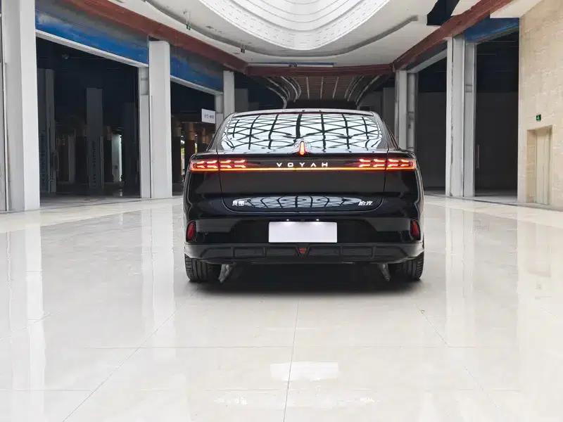 Voyah Chase PHEV 2024 Long Range AWD Flagship Edition — миниатюра 4