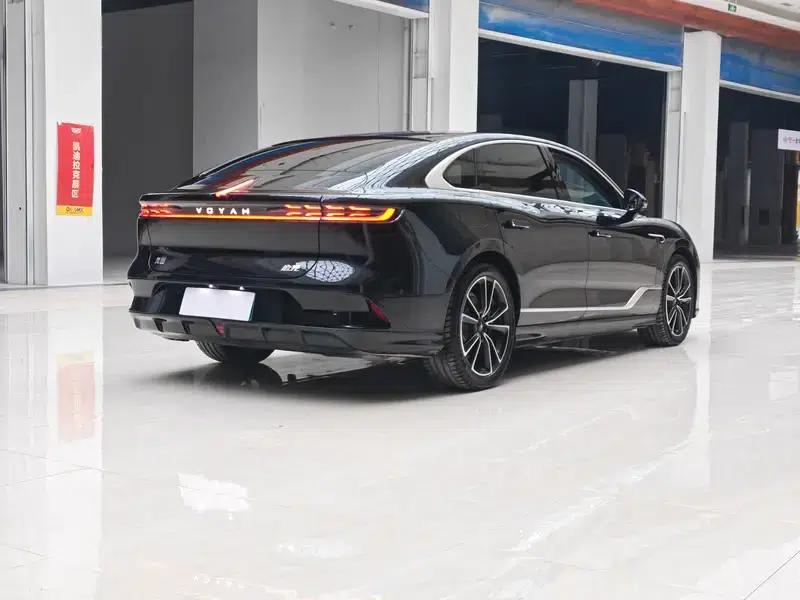 Voyah Chase PHEV 2024 Long Range AWD Flagship Edition — миниатюра 5
