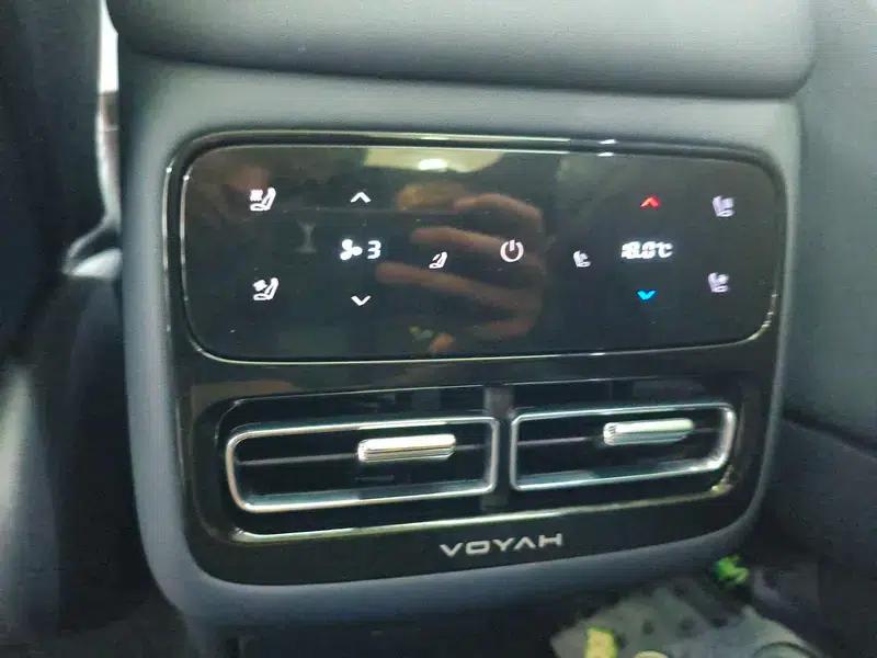 Voyah 2025 Four-Wheel Drive Qiankun Edition — миниатюра 33